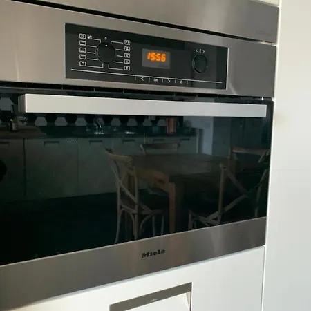 Fly On The Sea Apartament