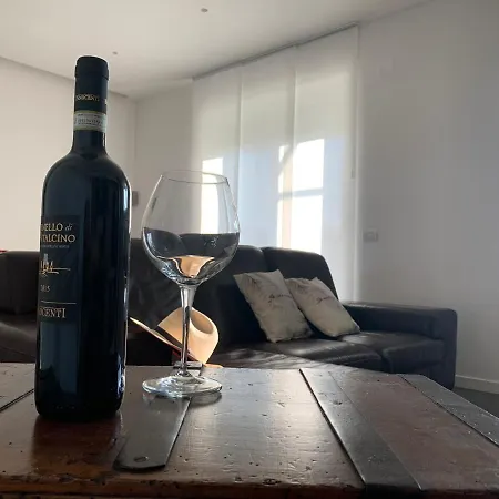 Fly On The Sea Apartament