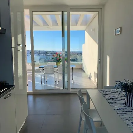 Fly On The Sea Monopoli