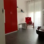 Fly On The Sea Apartman Monopoli