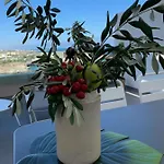 Апартаменты Fly On The Sea Монополи