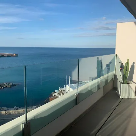 Fly On The Sea * Monopoli