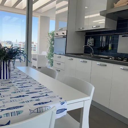 Fly On The Sea Lejlighed *