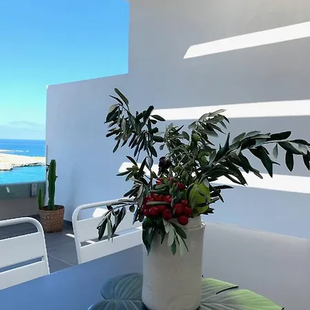 Fly On The Sea Lejlighed